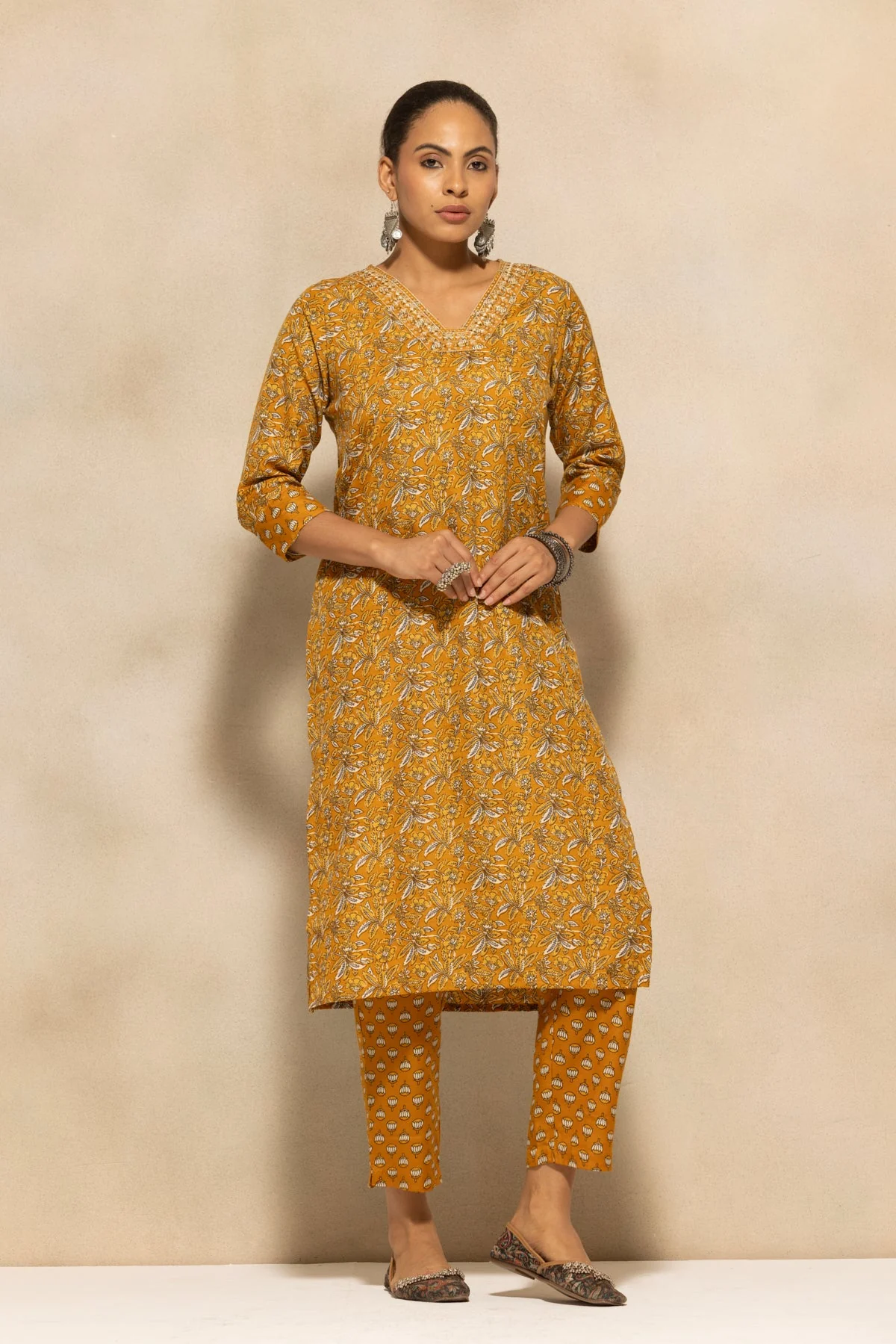 Mustard Printed Kurta 3 Pcs Set - Image 3