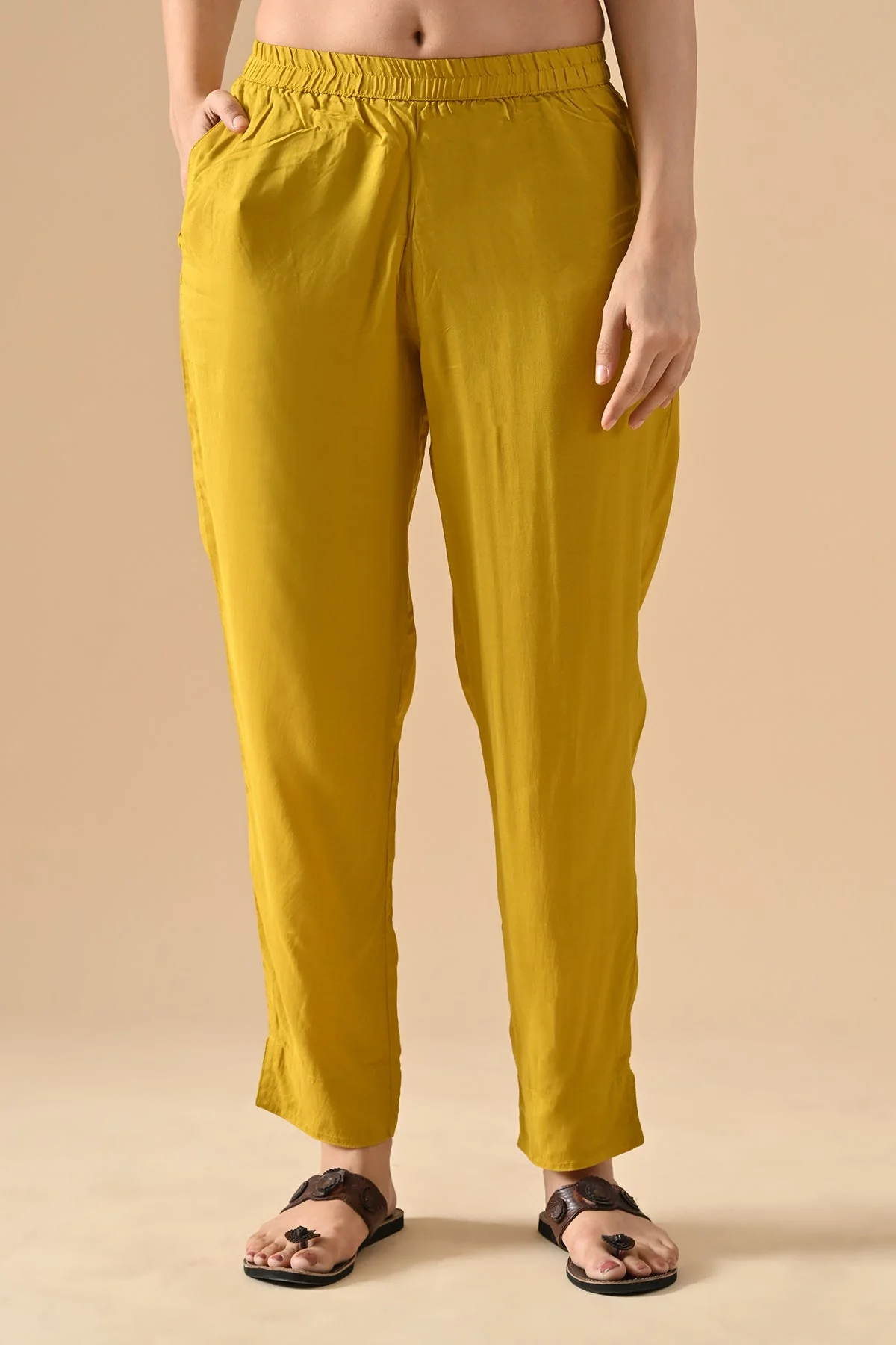 Mustard Printed Kurta 2 Pcs Set - Image 6