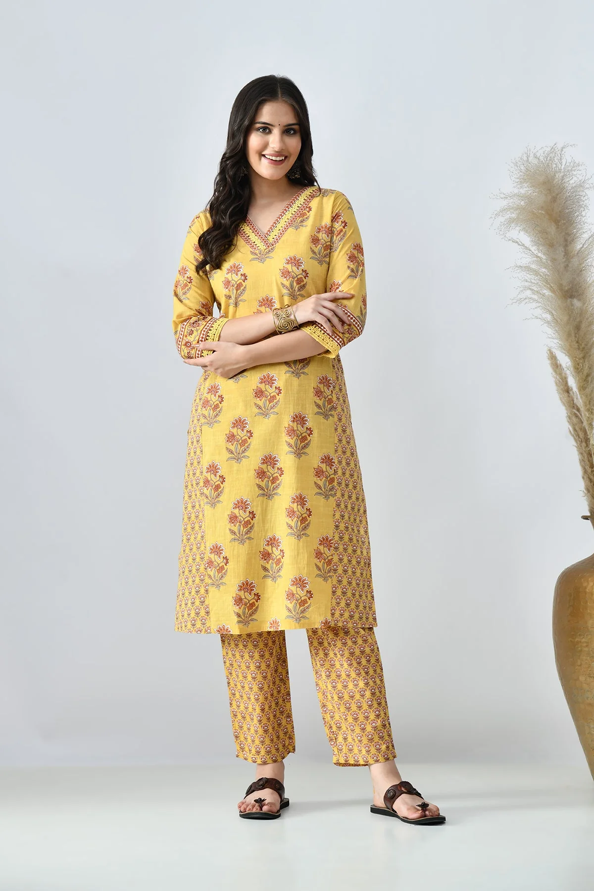 Mustard Printed Kurta 2 Pcs Set - Image 2