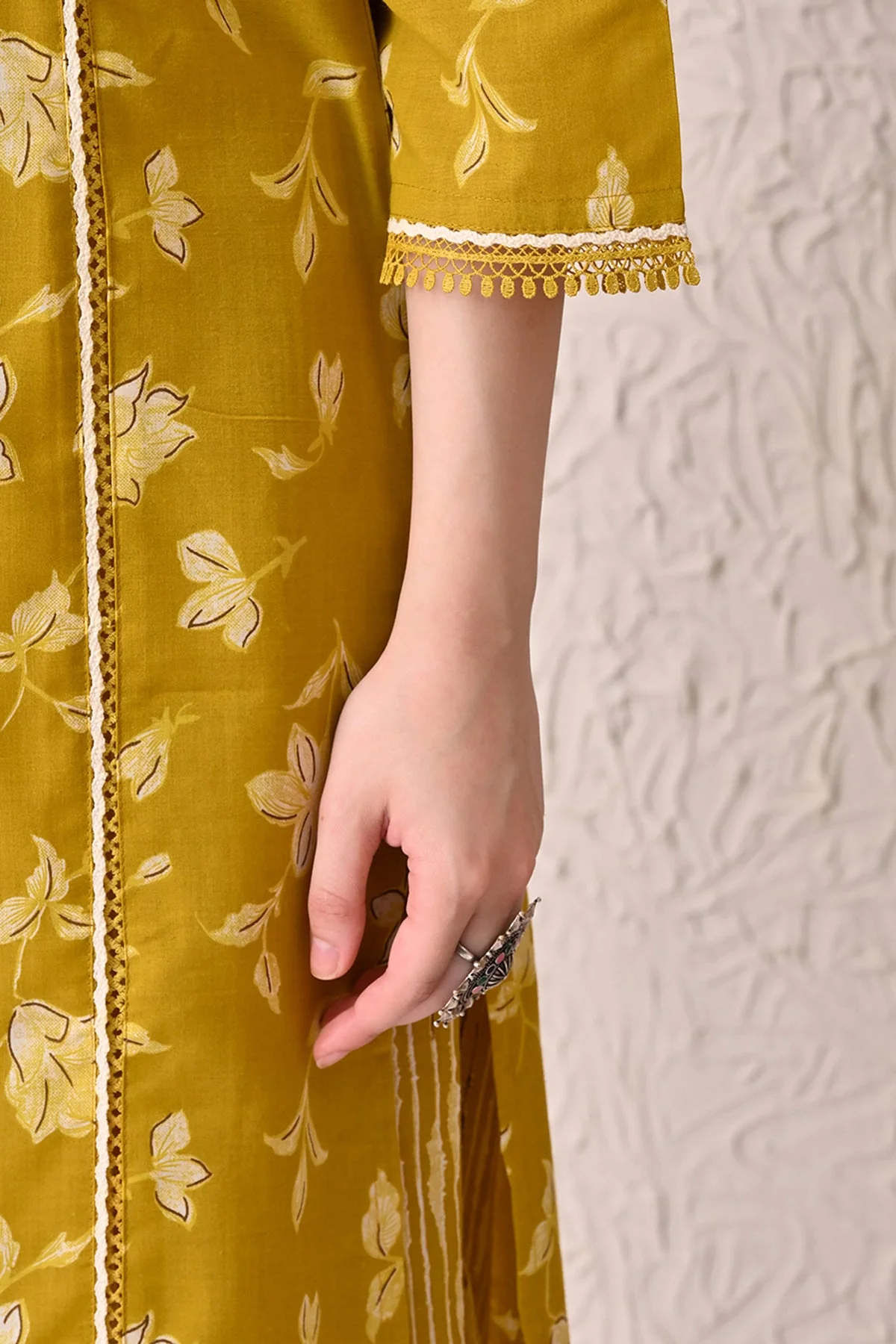 Mustard Printed Kurta 3 Pcs Set - Image 8