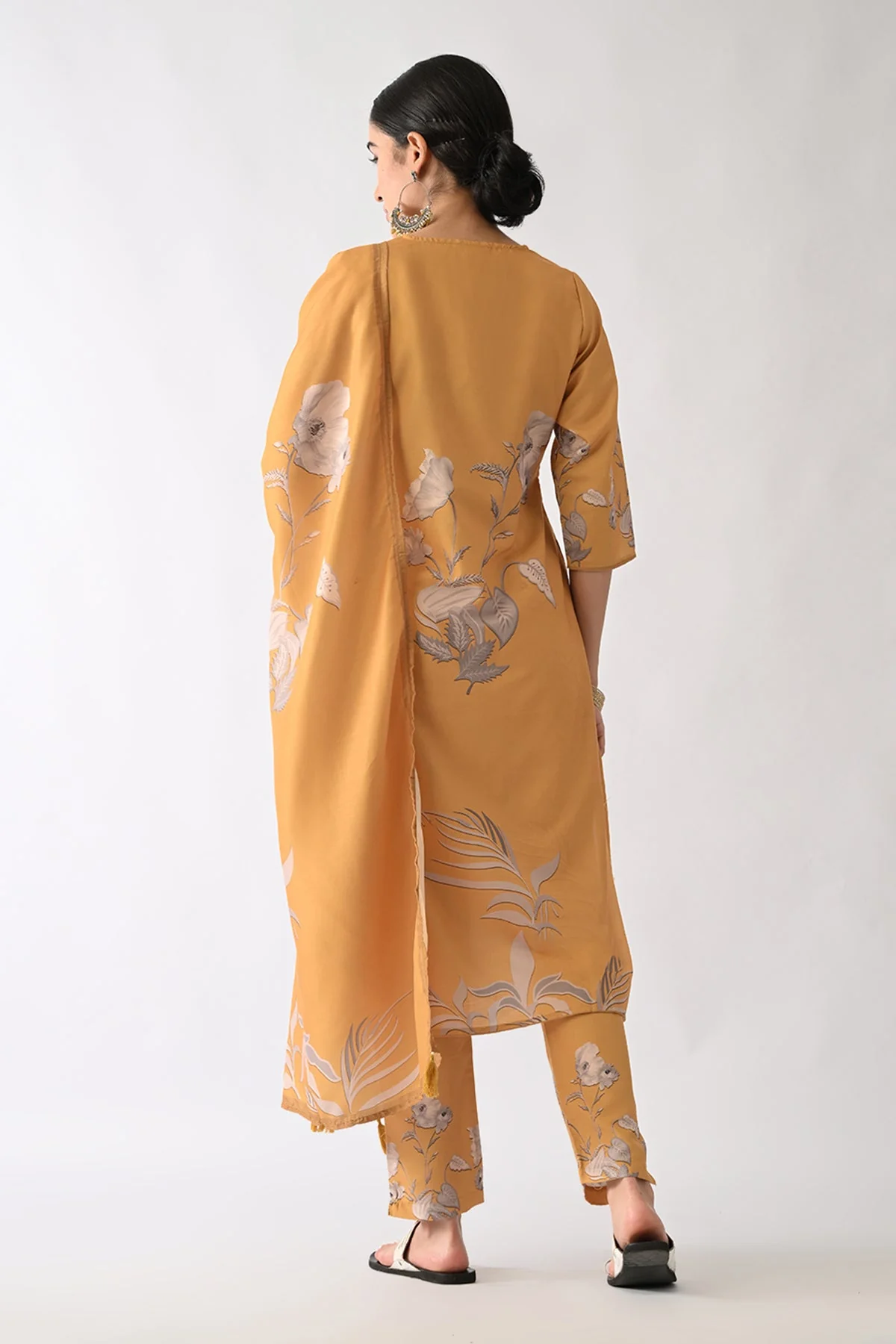 Mustard Printed Kurta 3 Pcs Set - Image 7