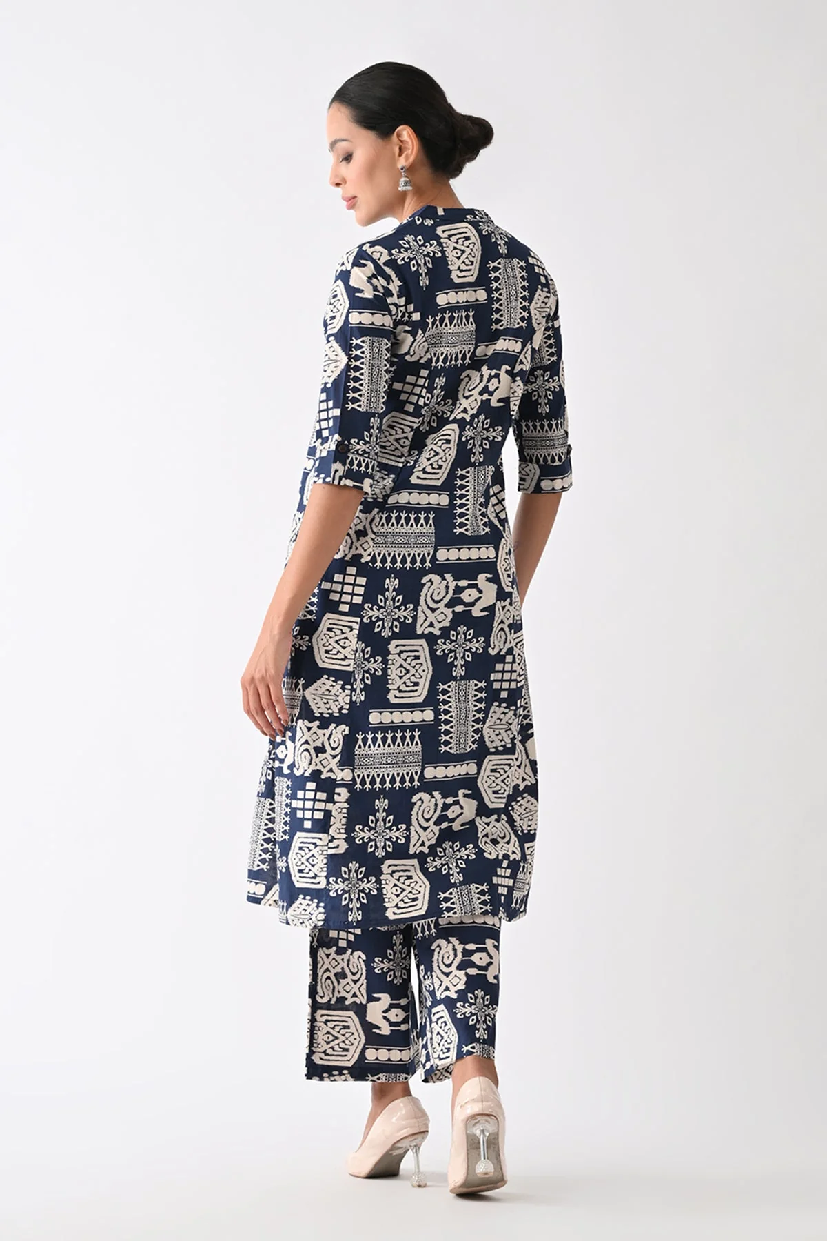 Navy Blue Abstract Printed Kurta 2 Pcs Set - Image 6