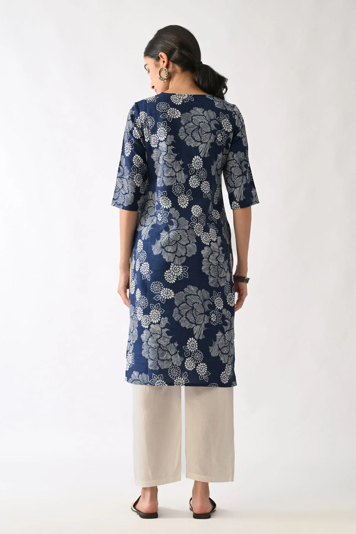 Navy Blue Printed Kurta - Image 3