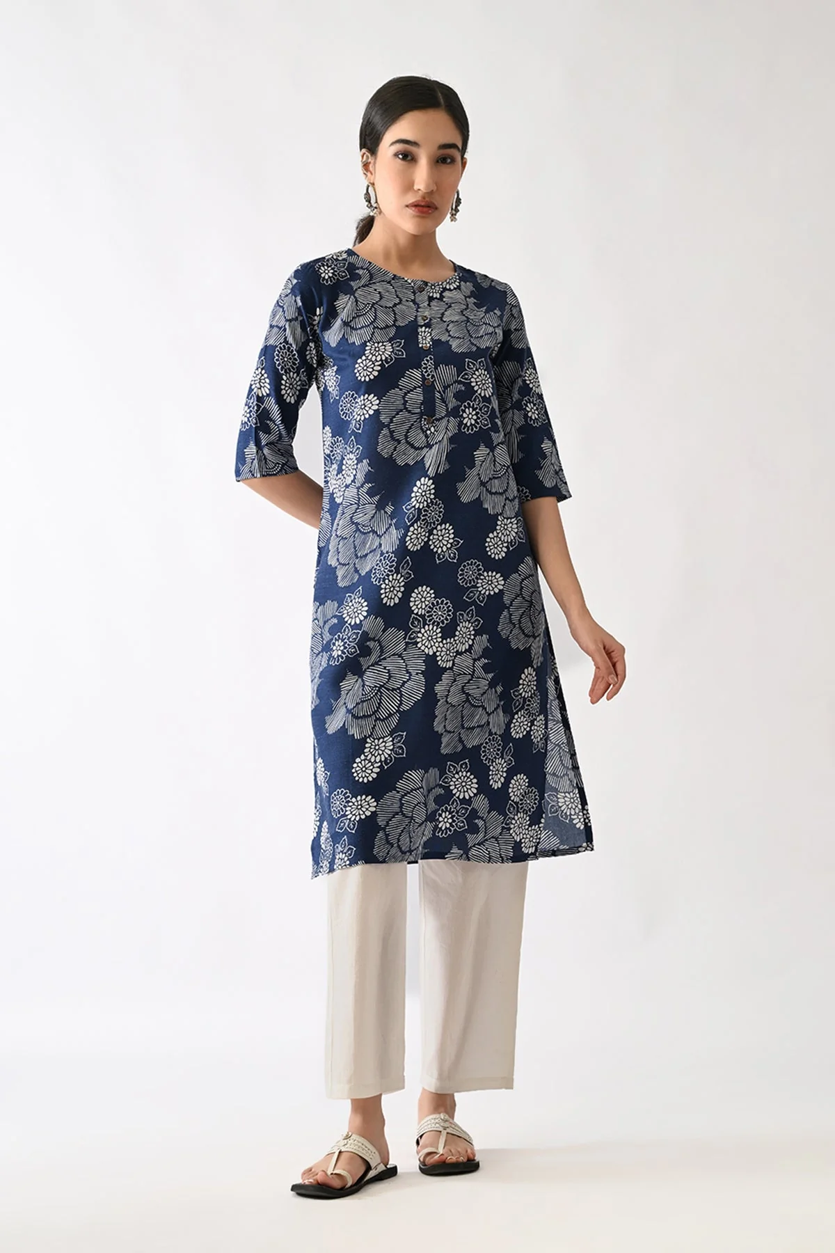 Navy Blue Printed Kurta - Image 4