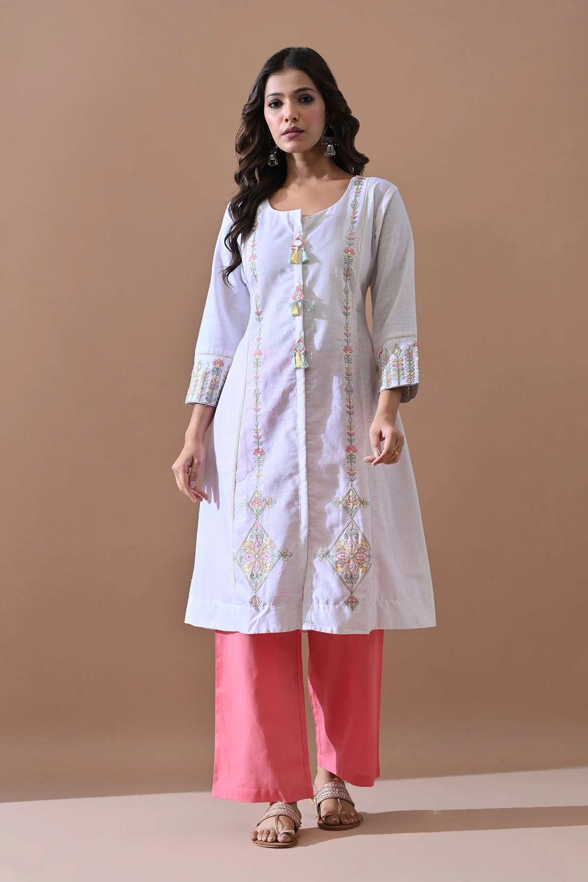 Off White Embroidered Kurta 2 Pcs Set