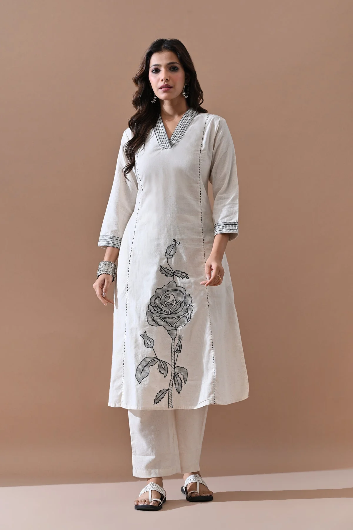 Off-White Embroidered Kurta 2 Pcs Set