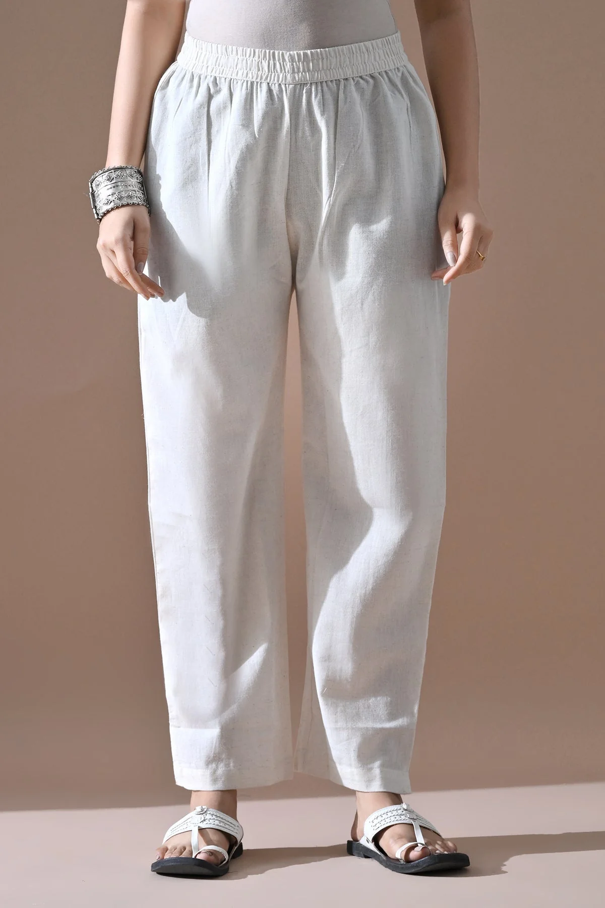 Off-White Embroidered Kurta 2 Pcs Set - Image 6