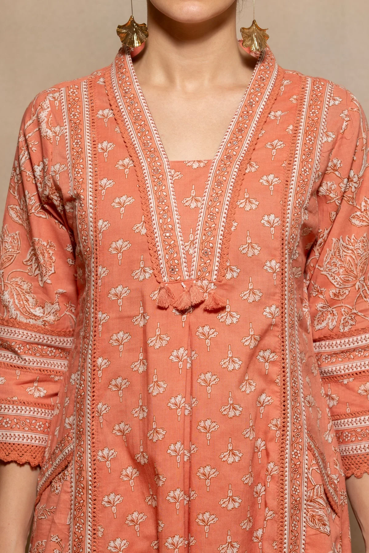 Peach Floral Printed Flared Kurta 3 Pcs Set - Image 4