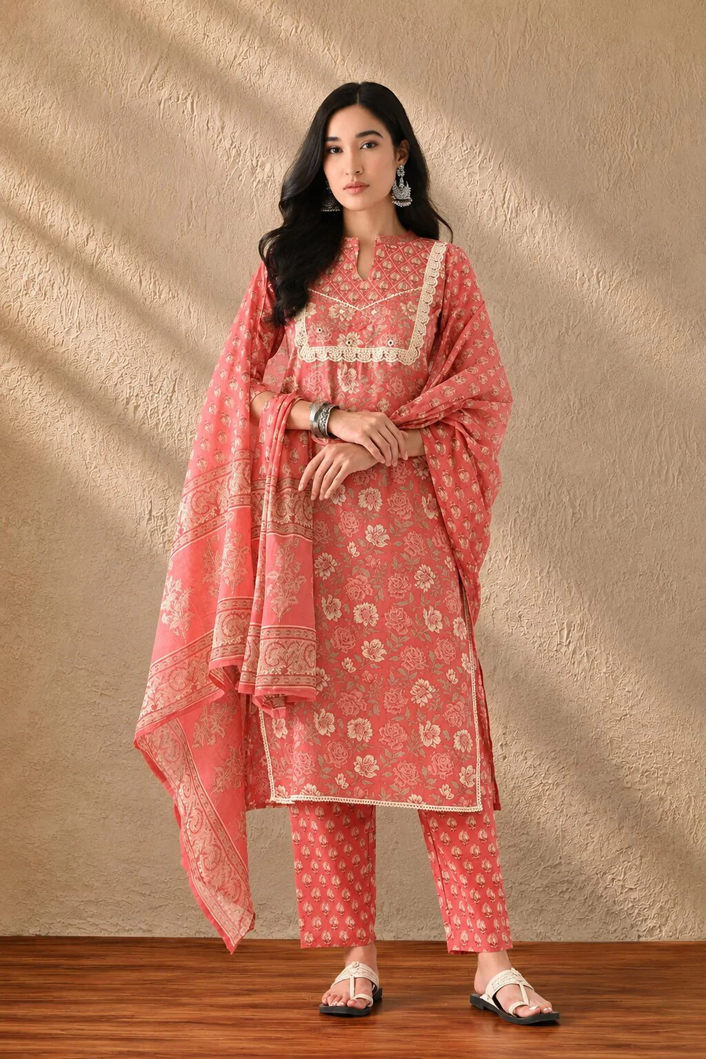 Peach Pink Printed Kurta 3 Pcs Set