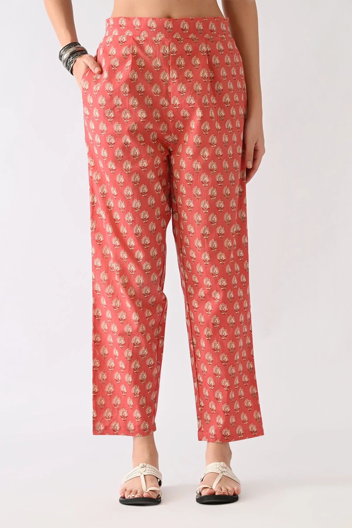 Peach Pink Printed Kurta 3 Pcs Set - Image 7