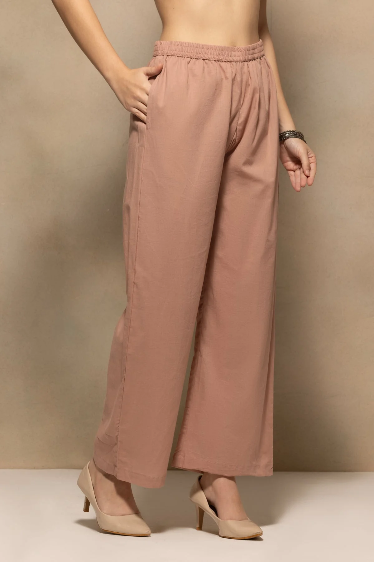 Pink Embellished Kurta 3 Pcs Set - Image 6