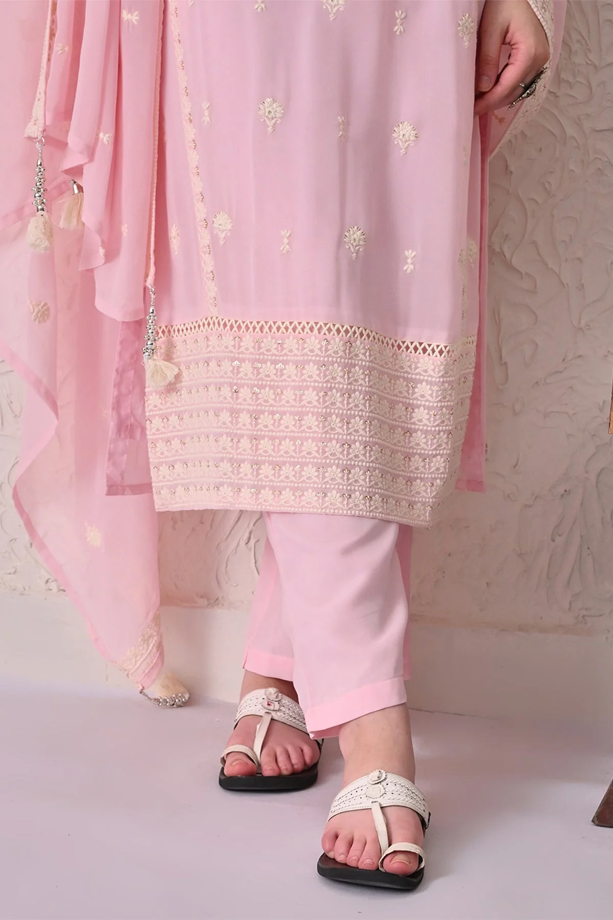 Pink Embroidered Kurta 3 Pcs Set - Image 7