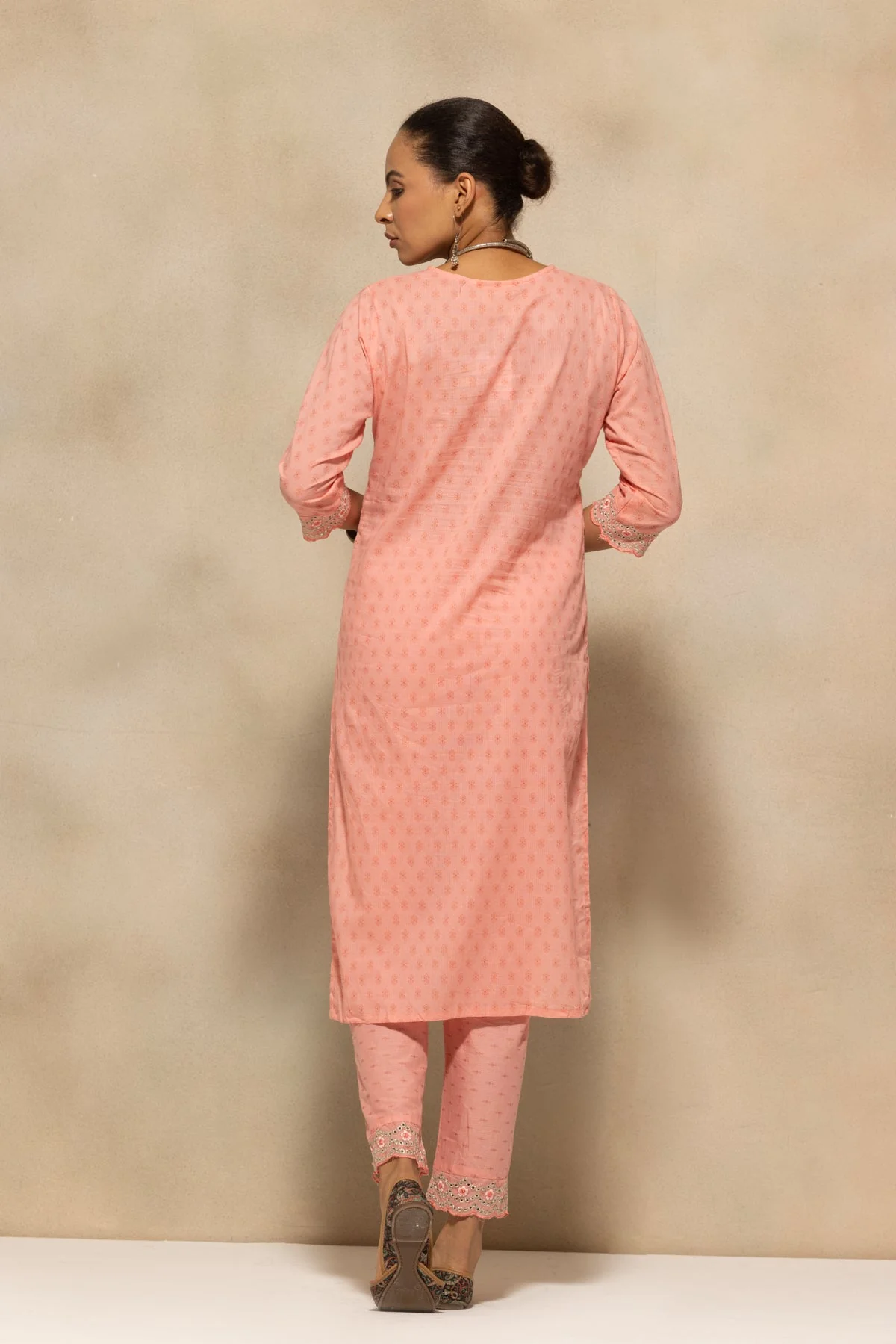 Pink Embroidered Kurta 3 Pcs Set - Image 5