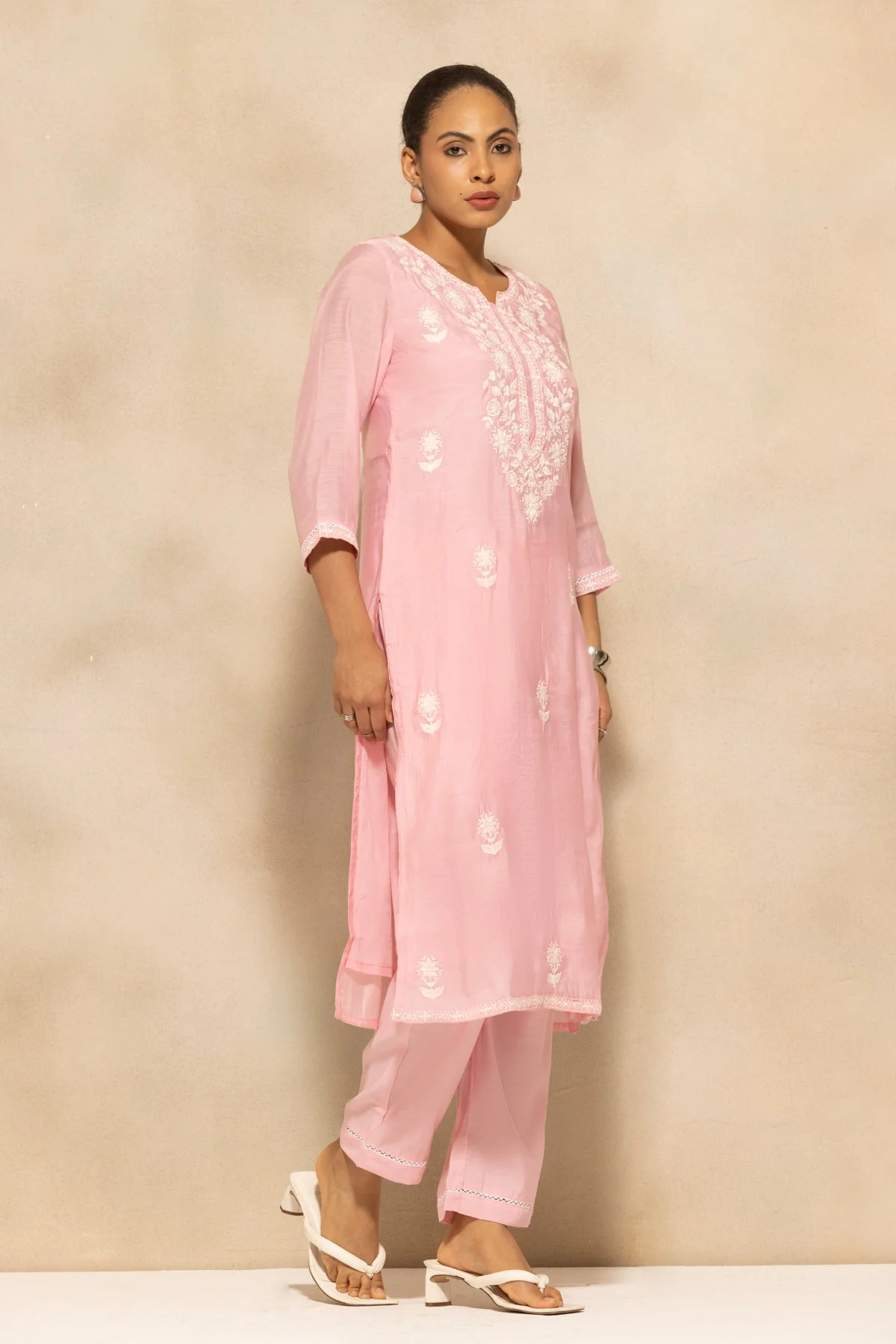 Pink Embroidered Kurta 3 Pcs Set - Image 3