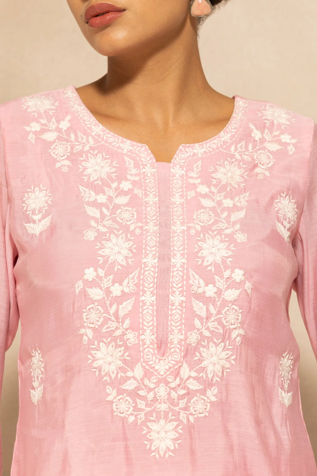 Pink Embroidered Kurta 3 Pcs Set - Image 4