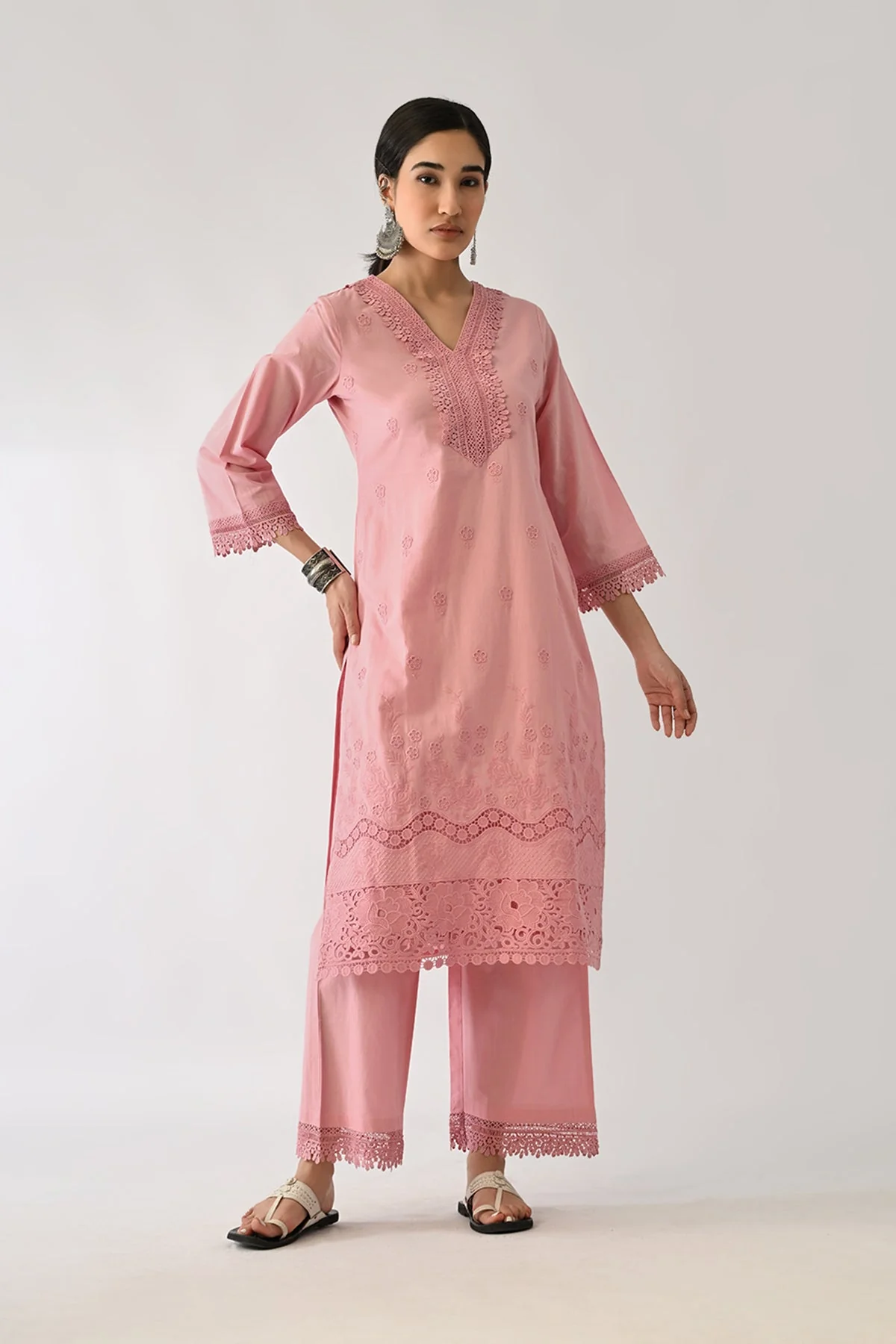 Pink Embroidered Kurta 2 Pcs Set