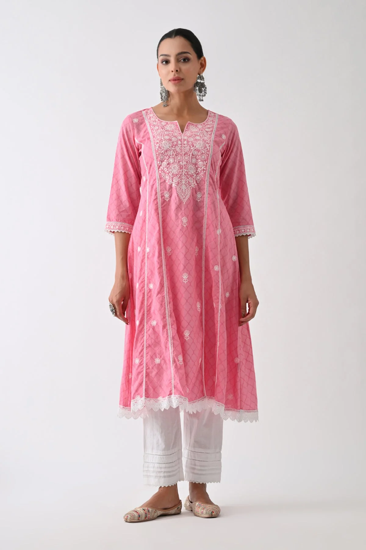 Pink Embroidered Kurta 2 Pcs Set - Image 4