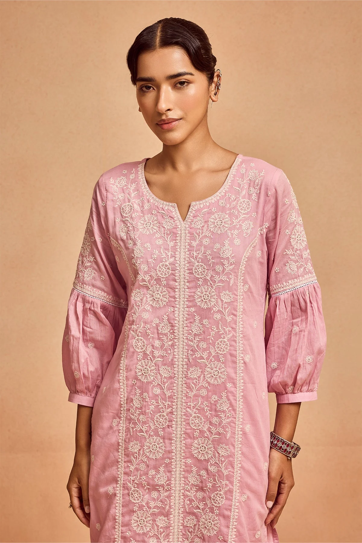 Pink Embroidered Kurta 3 Pcs Set - Image 4