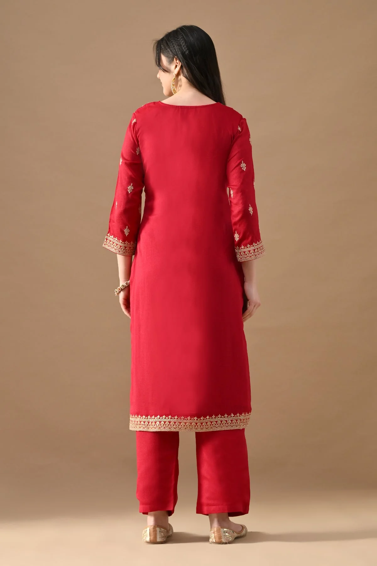 Pink Embroidered Kurta 3 Pcs Set - Image 5