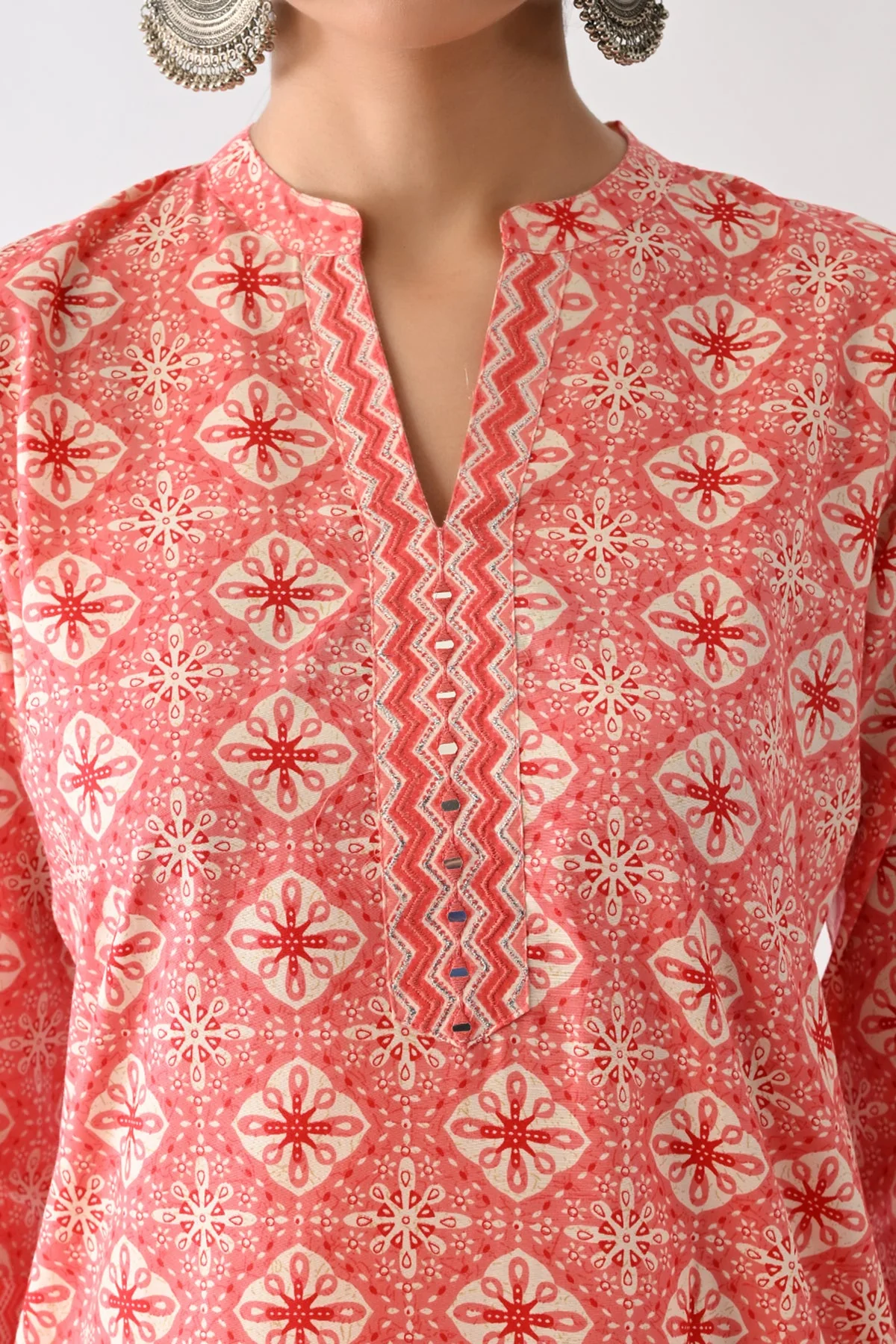 Pink Ethnic Motif Printed Kurta 3 Pcs Set - Image 2