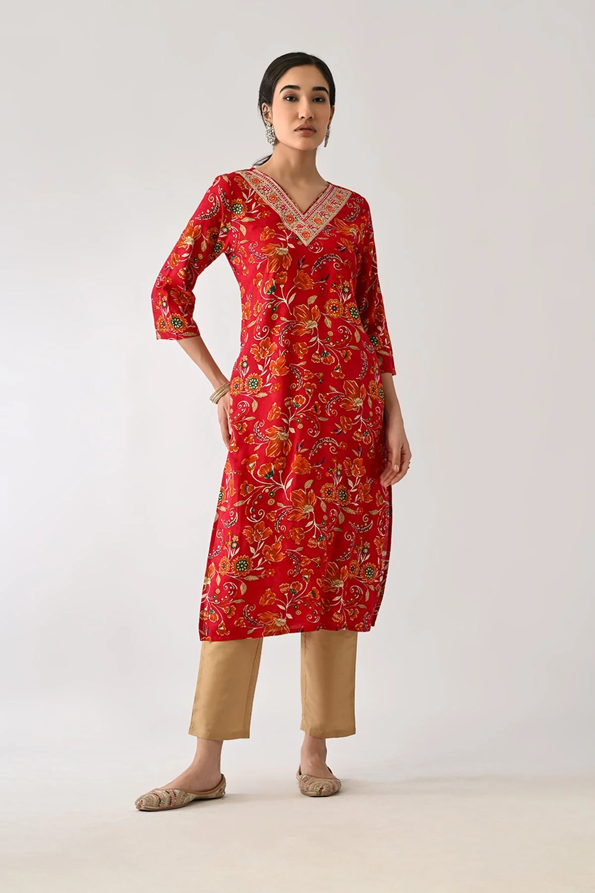 Pink Floral Printed Kurta - Image 3