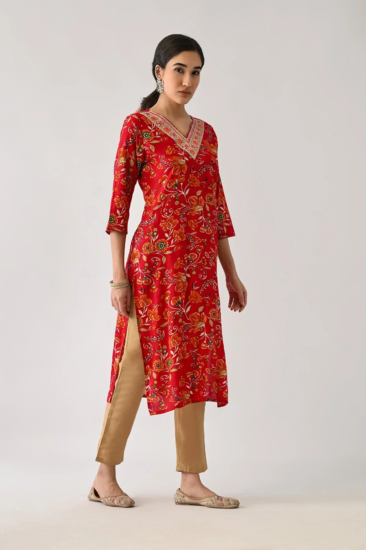 Pink Floral Printed Kurta - Image 5