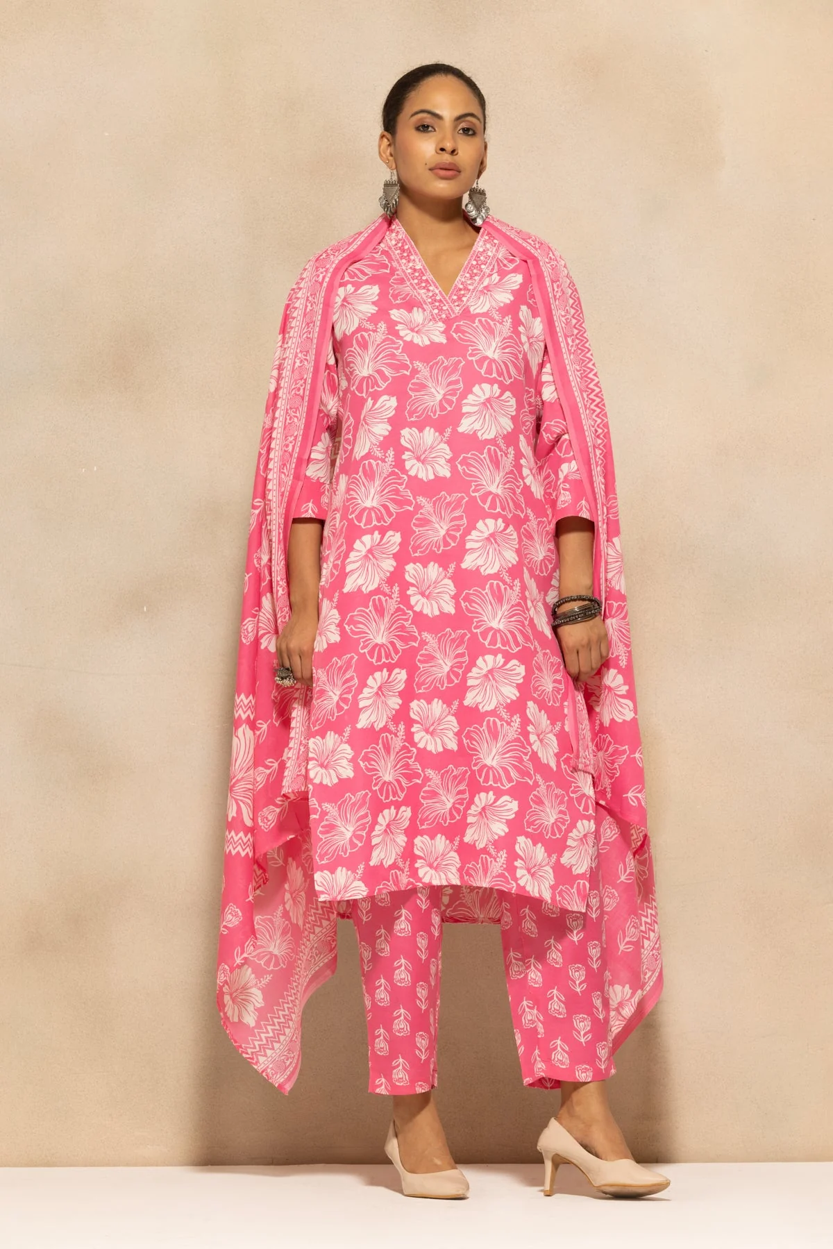 Pink Floral Printed Kurta 3 Pcs Set