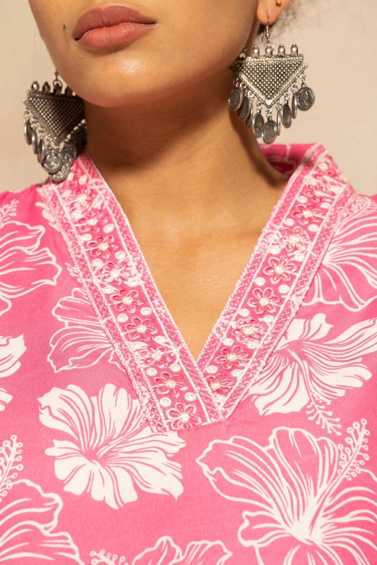 Pink Floral Printed Kurta 3 Pcs Set - Image 4