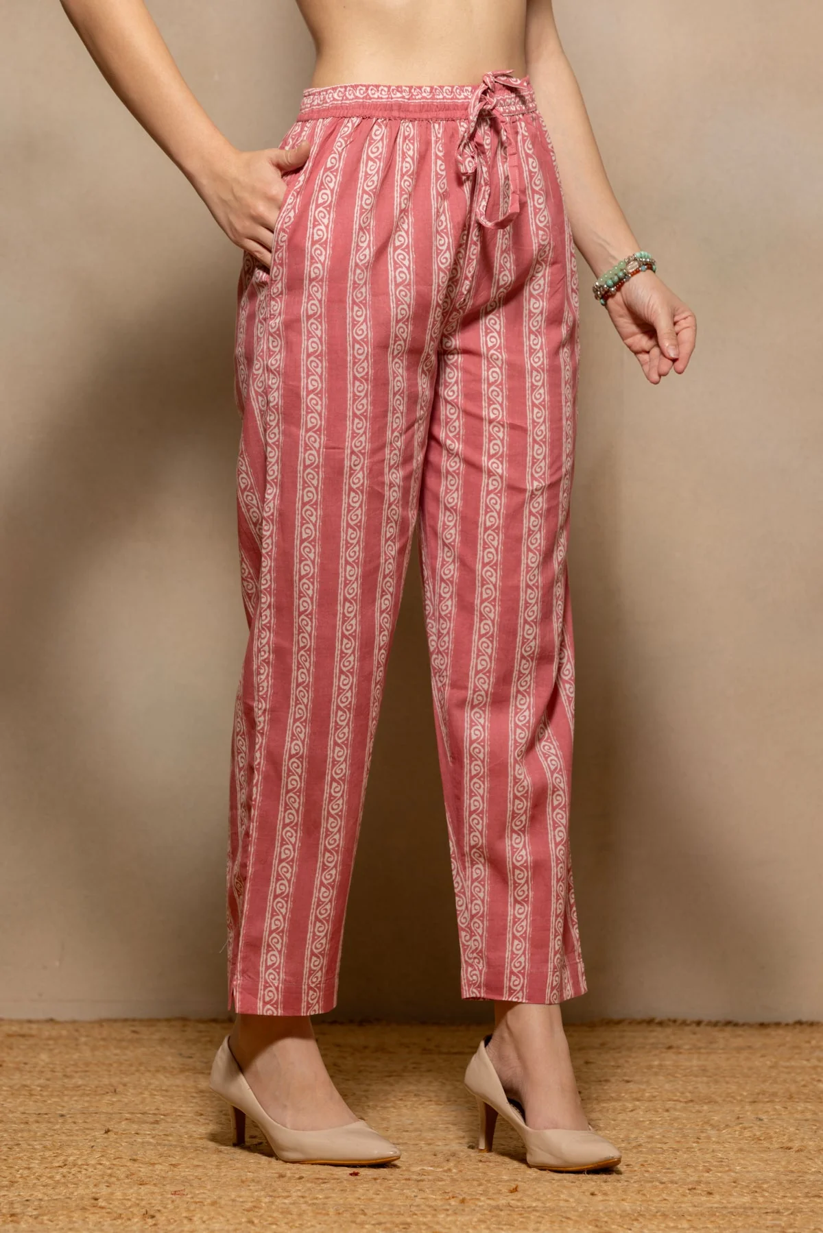 Pink Floral Printed Kurta 3 Pcs Set - Image 6