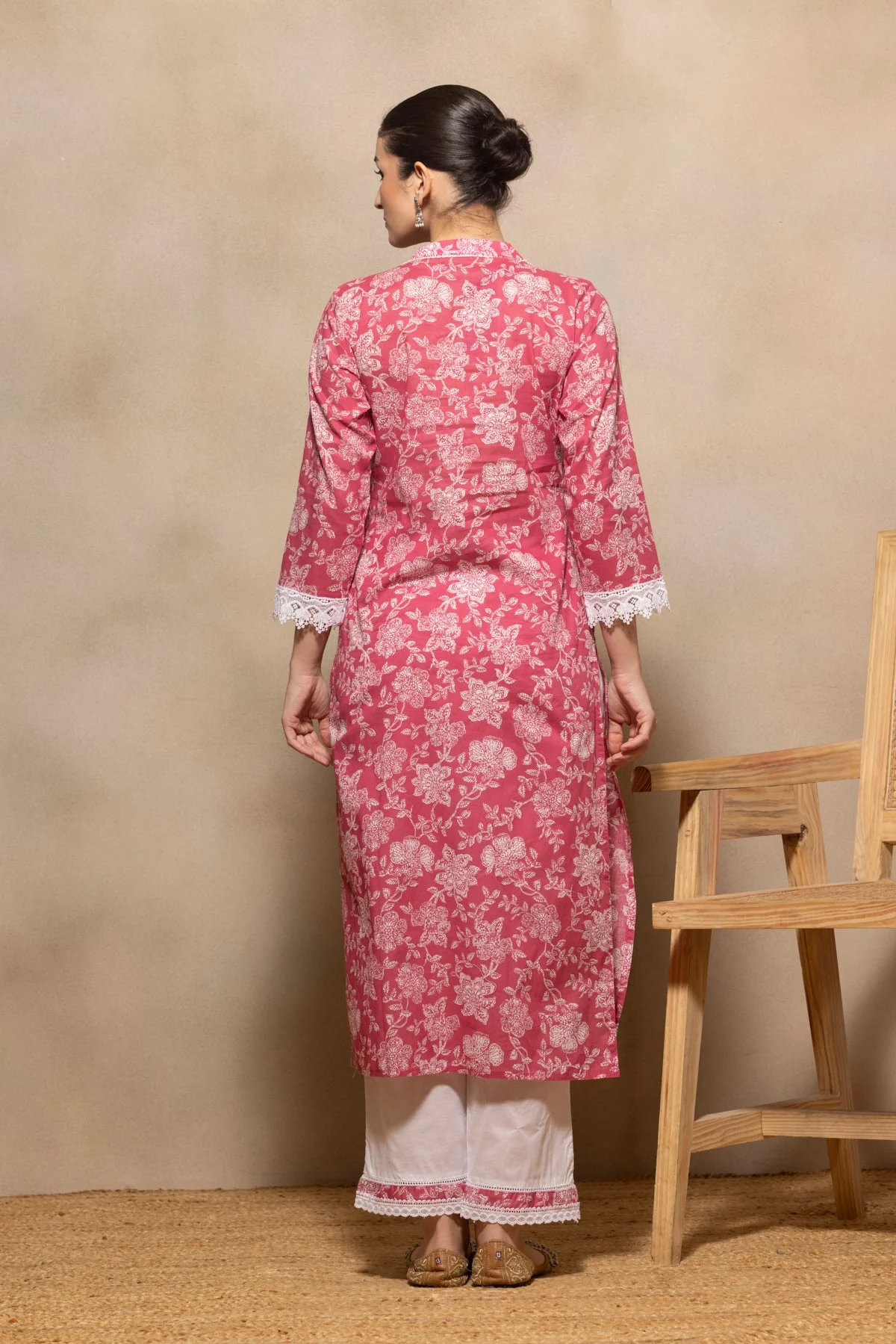 Pink Printed Kurta 2 Pcs Set - Image 5