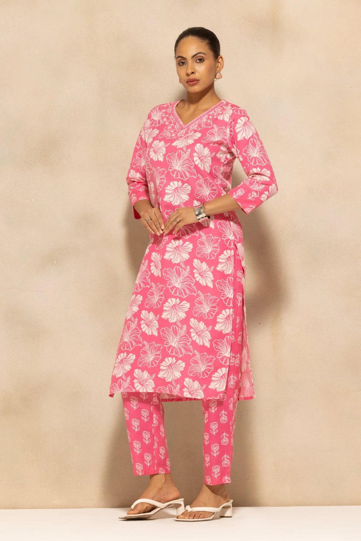 Pink Printed Kurta 3 Pcs Set - Image 2
