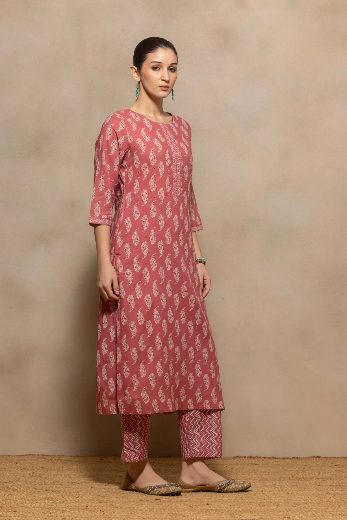 Pink Printed Kurta 3 Pcs Set - Image 3