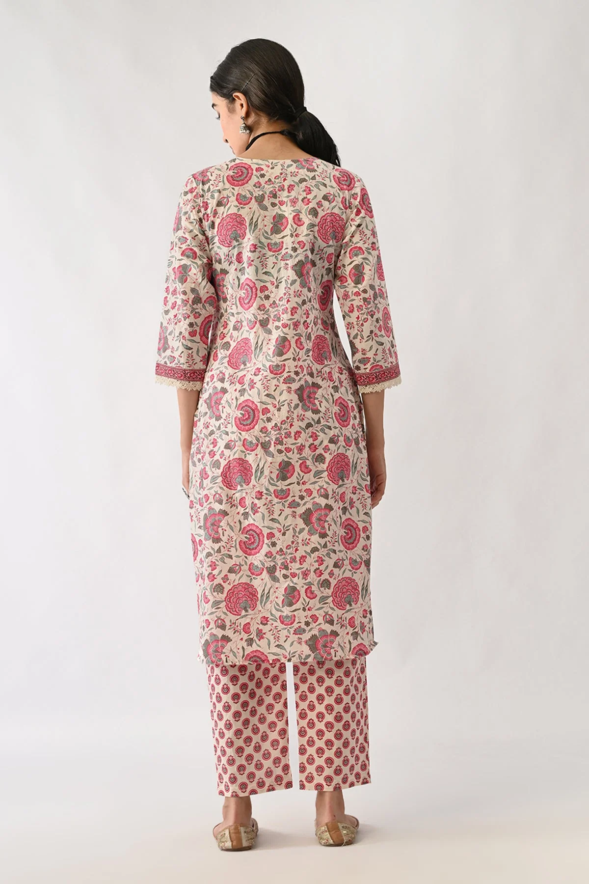Pink Printed Kurta 2 Pcs Set - Image 5