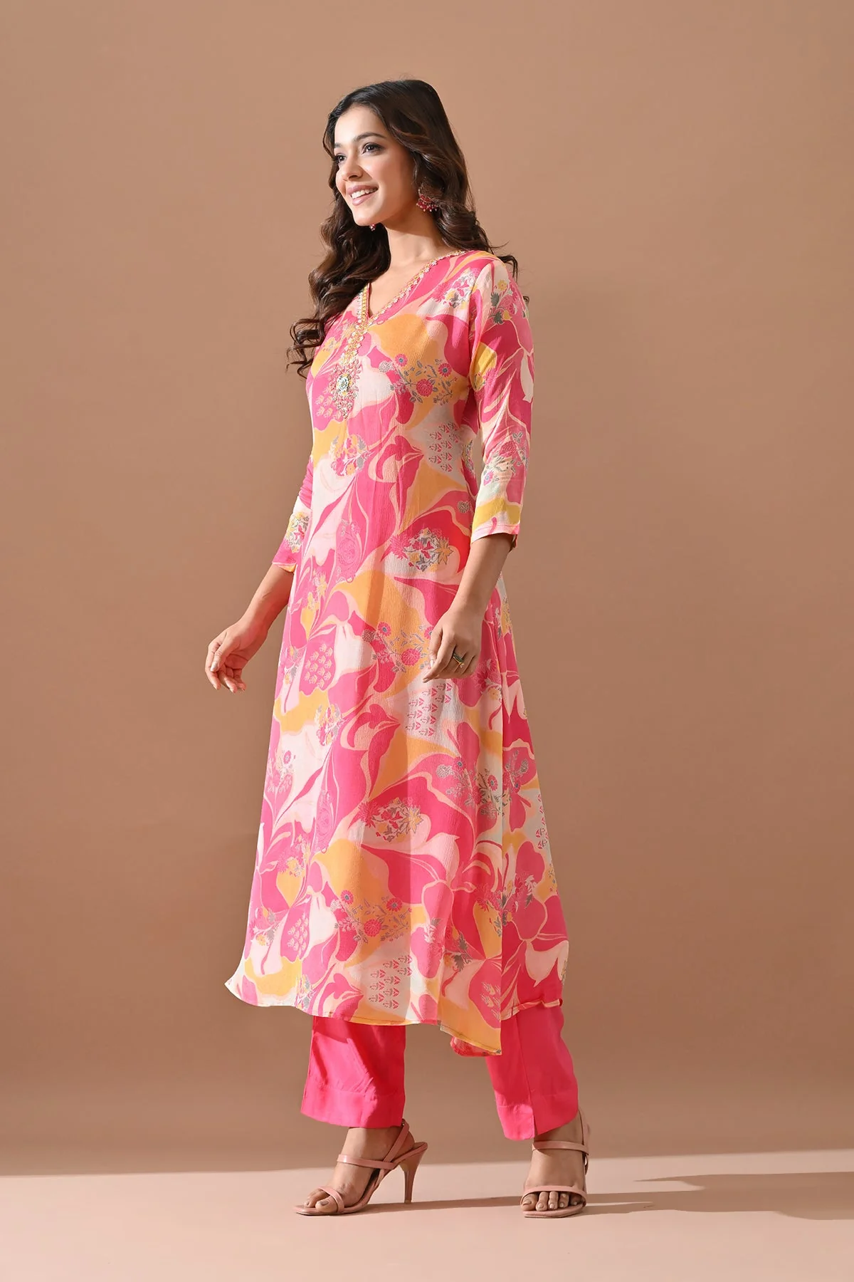 Pink Printed Kurta 2 Pcs Set - Image 2