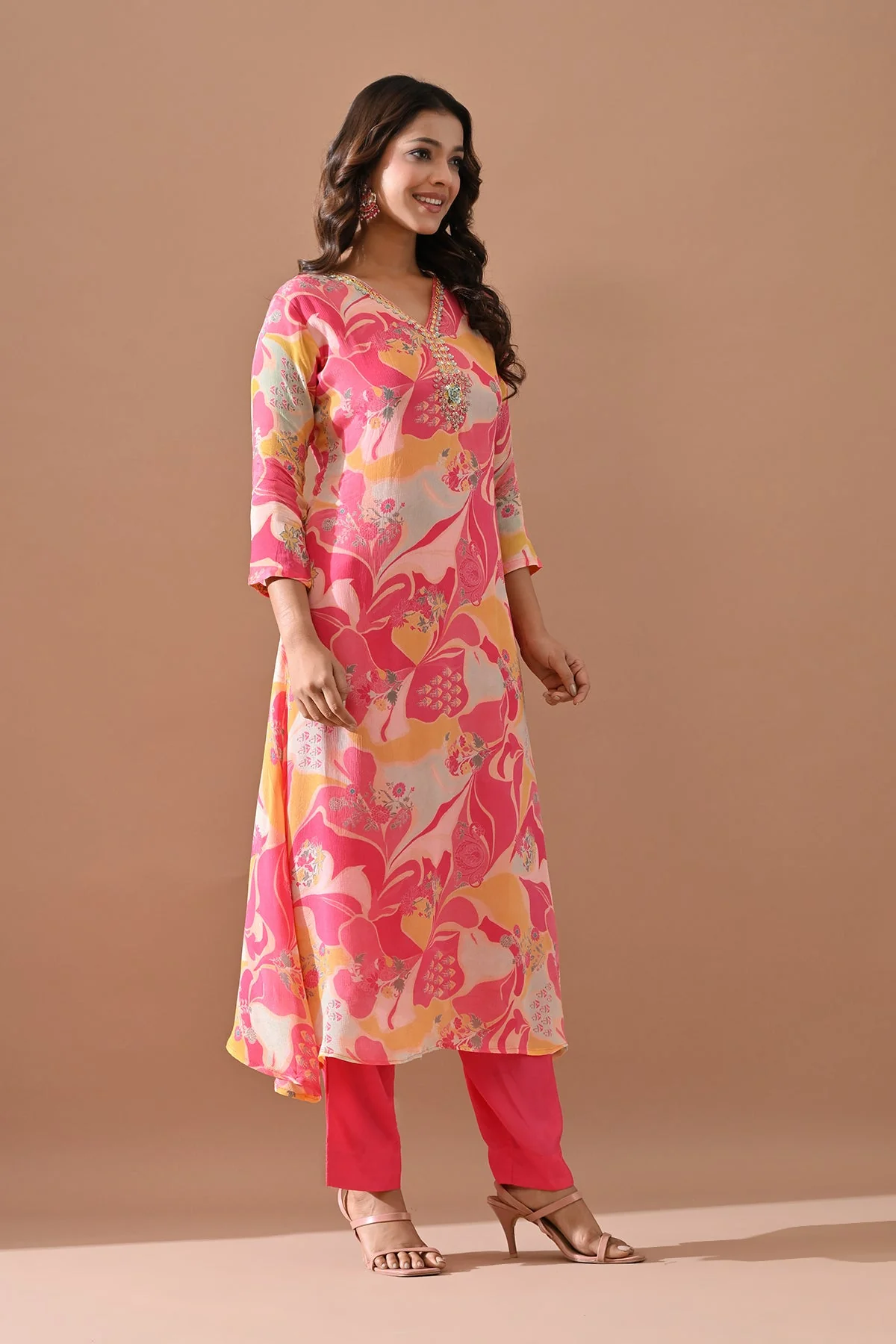 Pink Printed Kurta 2 Pcs Set - Image 3