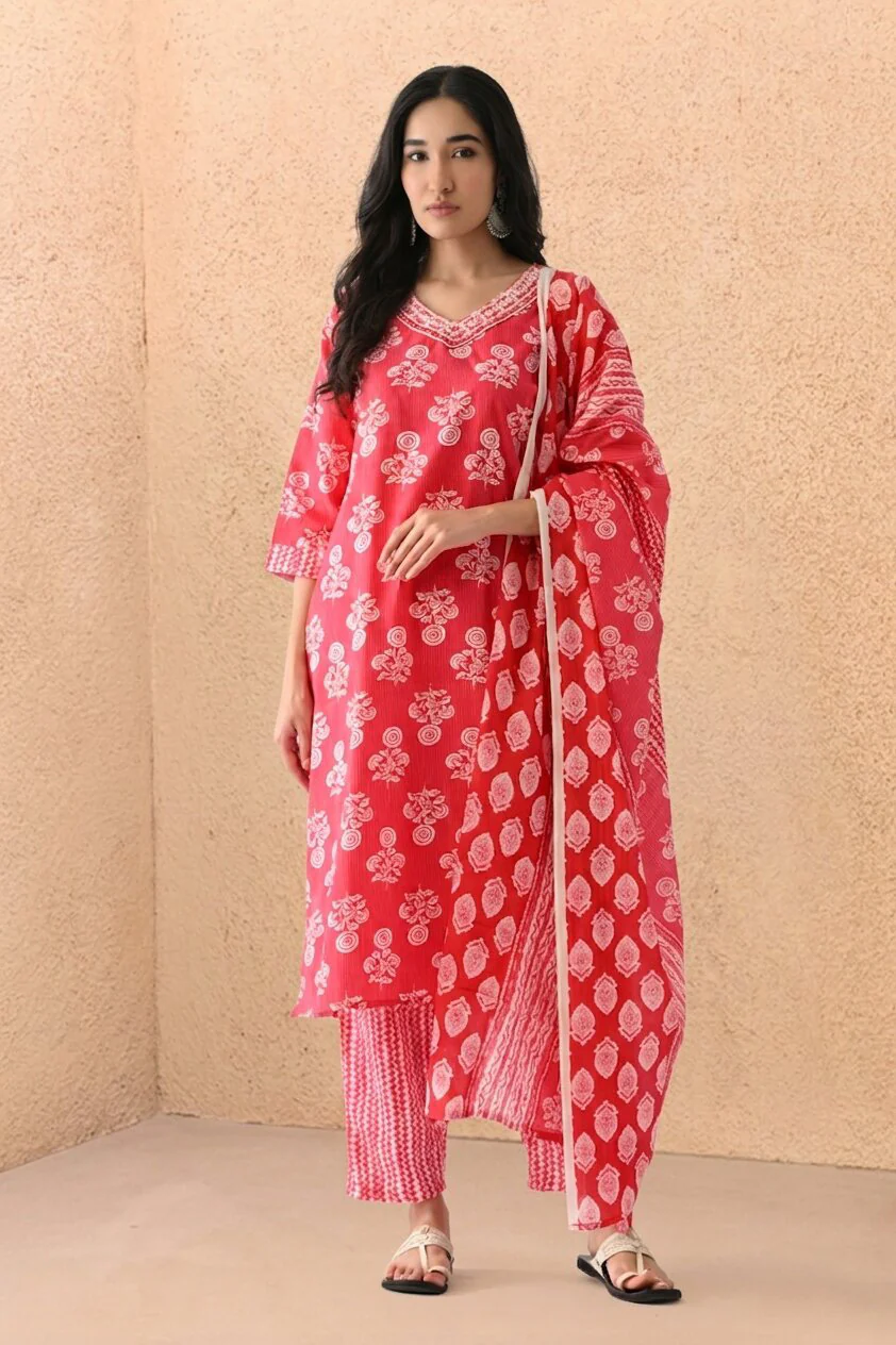 Pink Printed Kurta 3 Pcs Set