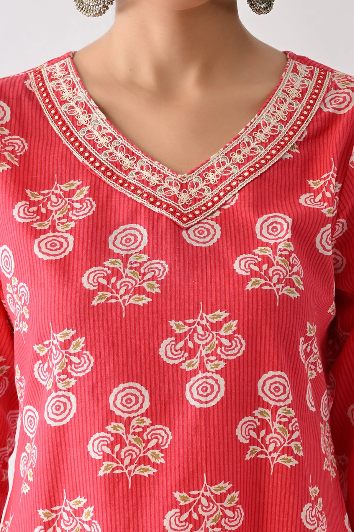 Pink Printed Kurta 3 Pcs Set - Image 2