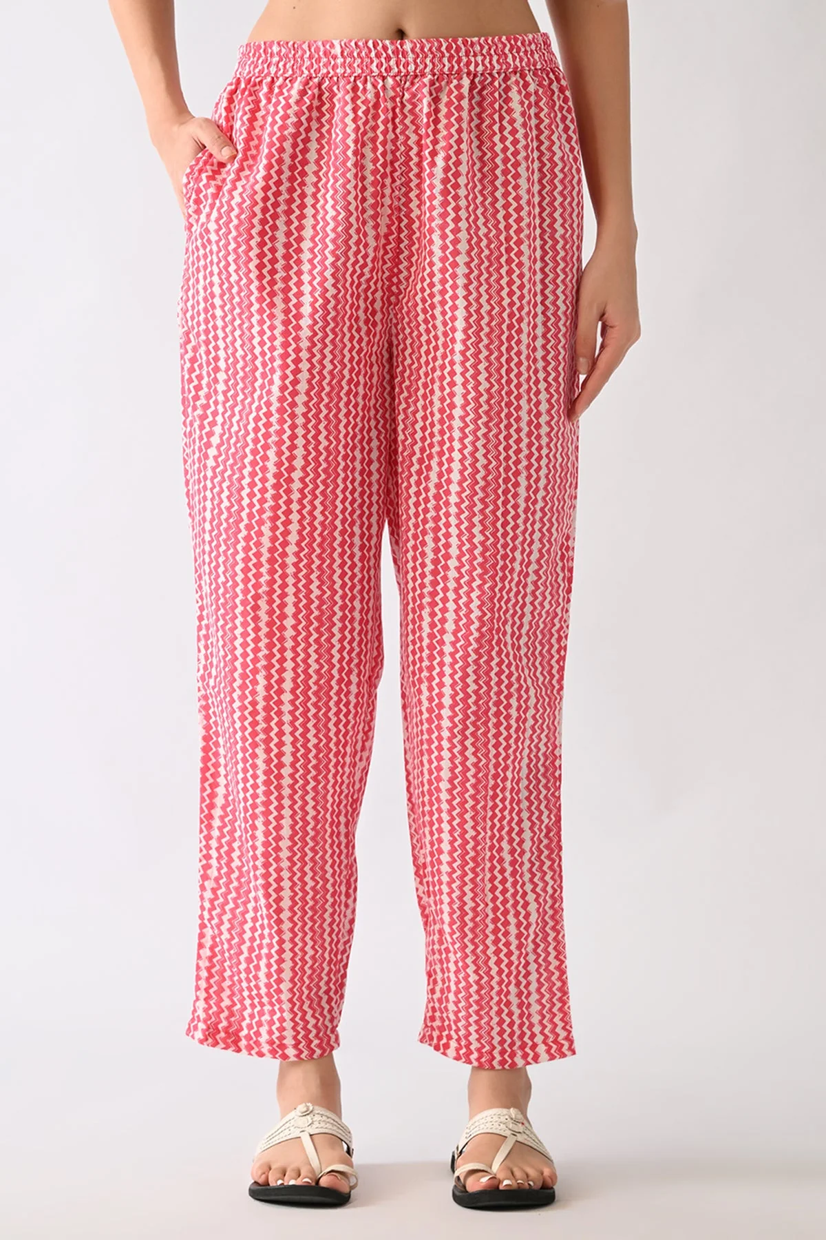 Pink Printed Kurta 3 Pcs Set - Image 3