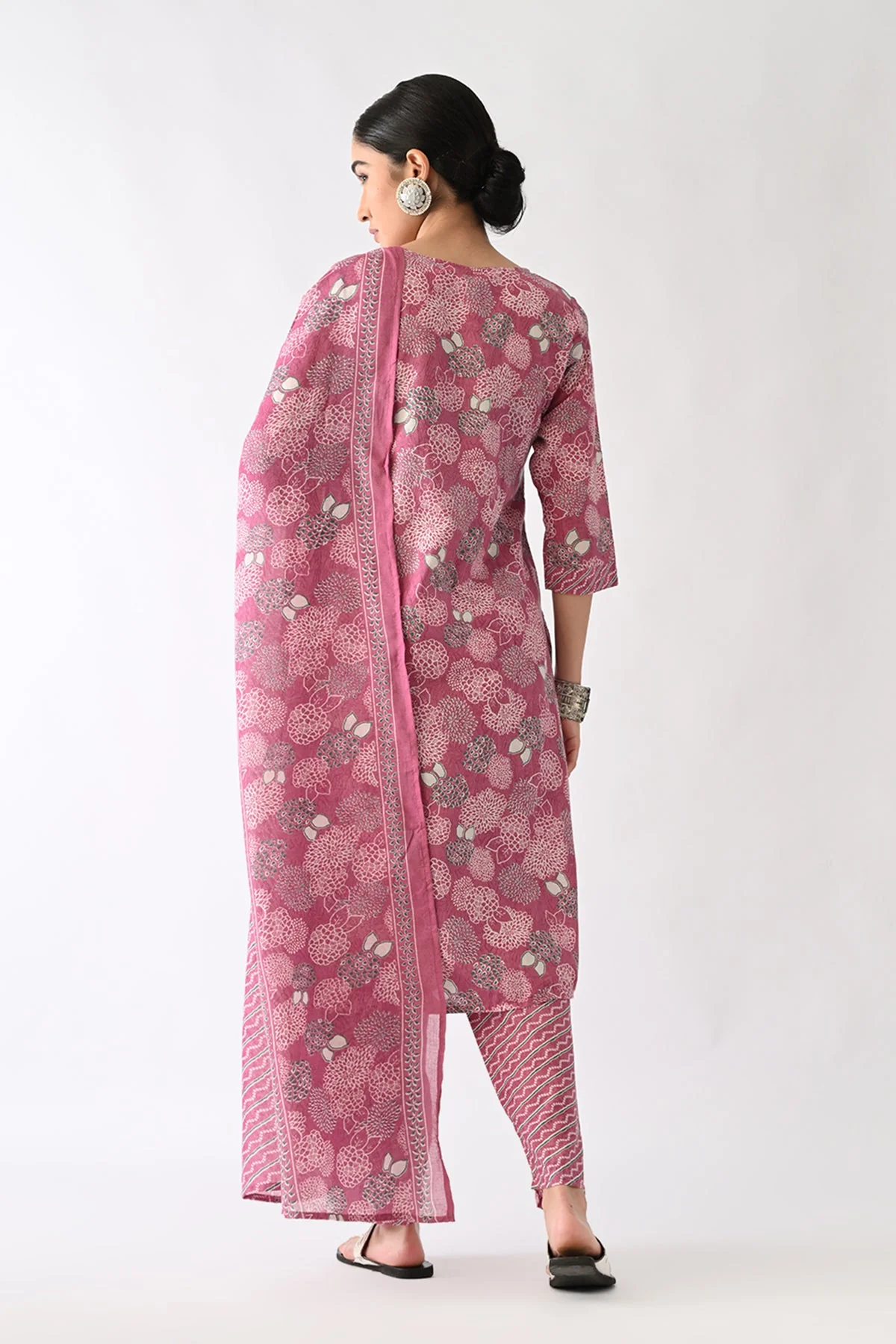 Pink Printed Kurta 3 Pcs Set - Image 3
