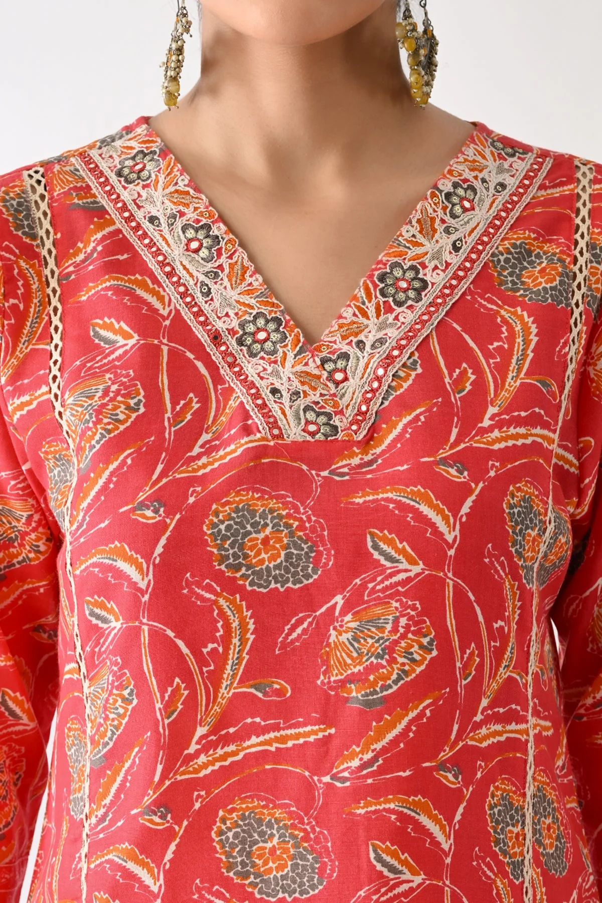 Pink Printed Kurta 3 Pcs Set - Image 2