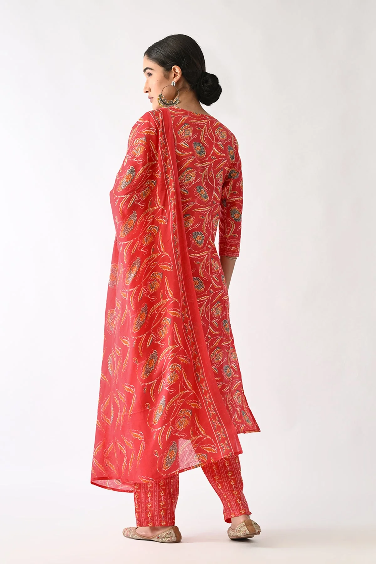 Pink Printed Kurta 3 Pcs Set - Image 3