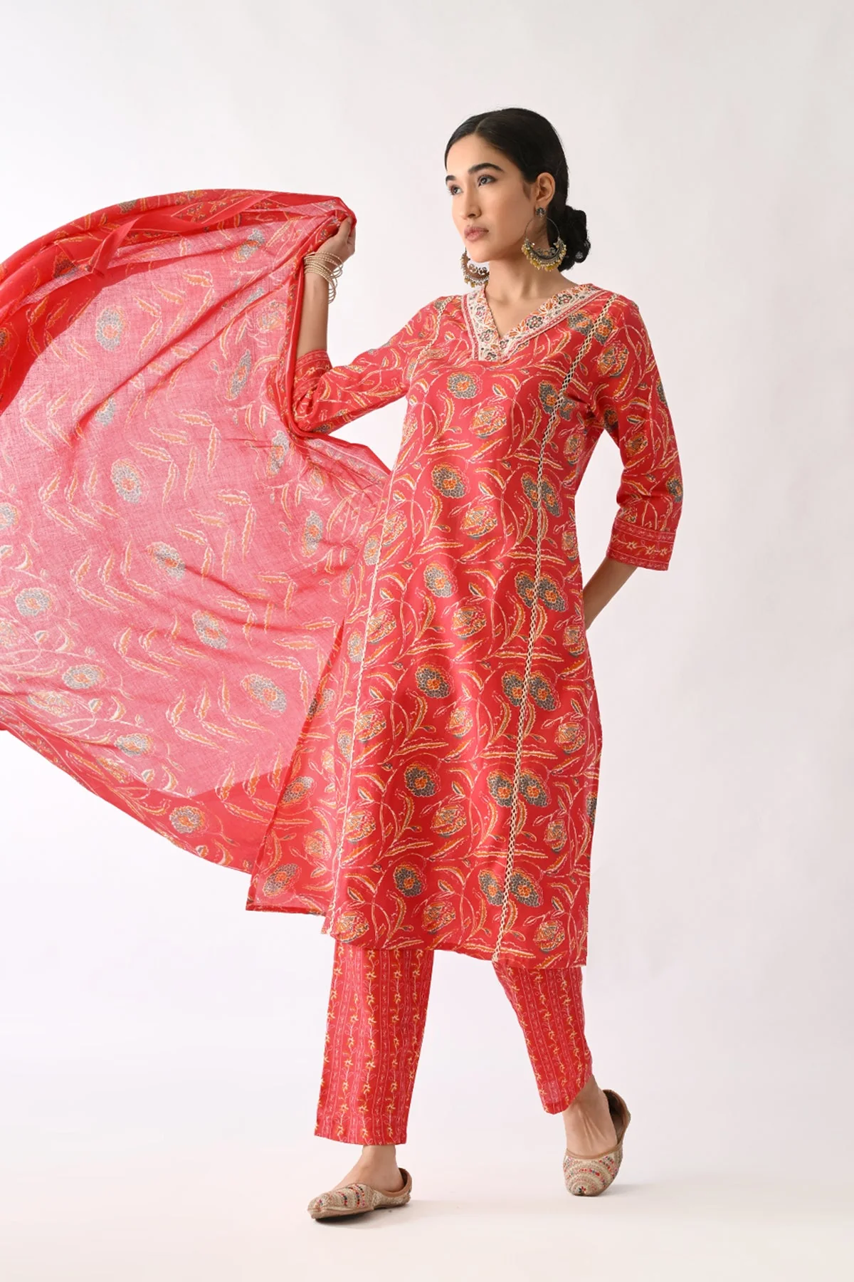 Pink Printed Kurta 3 Pcs Set - Image 4
