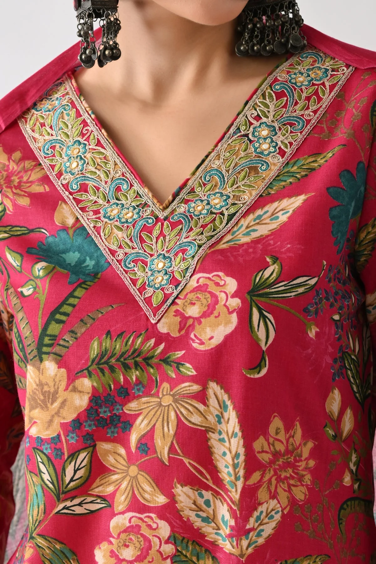 Pink Printed Kurta 3 Pcs Set - Image 2