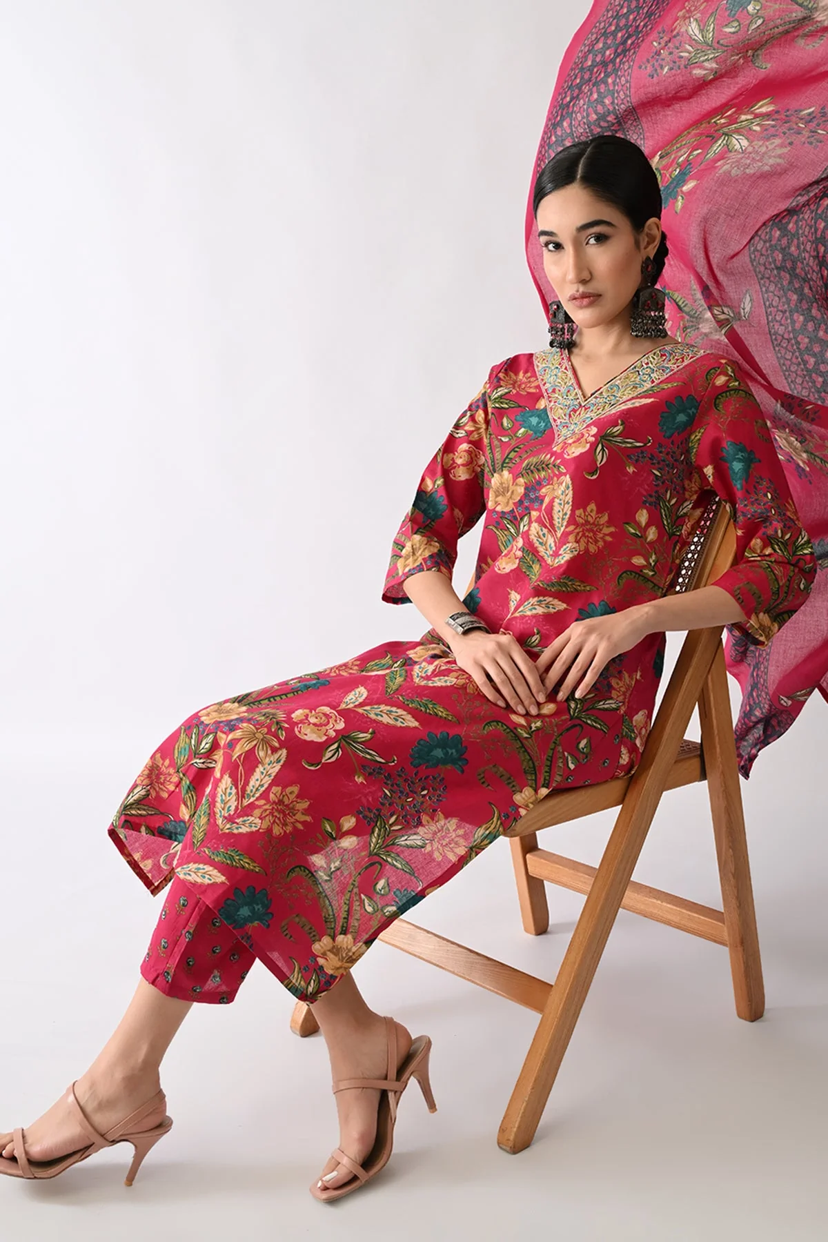 Pink Printed Kurta 3 Pcs Set - Image 9