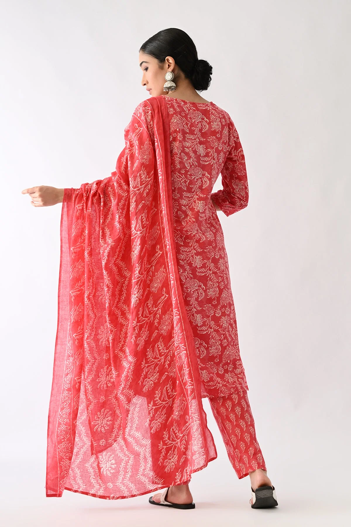 Pink Printed Kurta 3 Pcs Set - Image 3