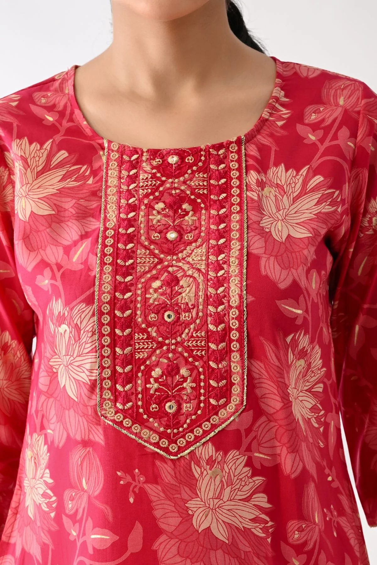 Pink Printed Kurta 3 Pcs Set - Image 2