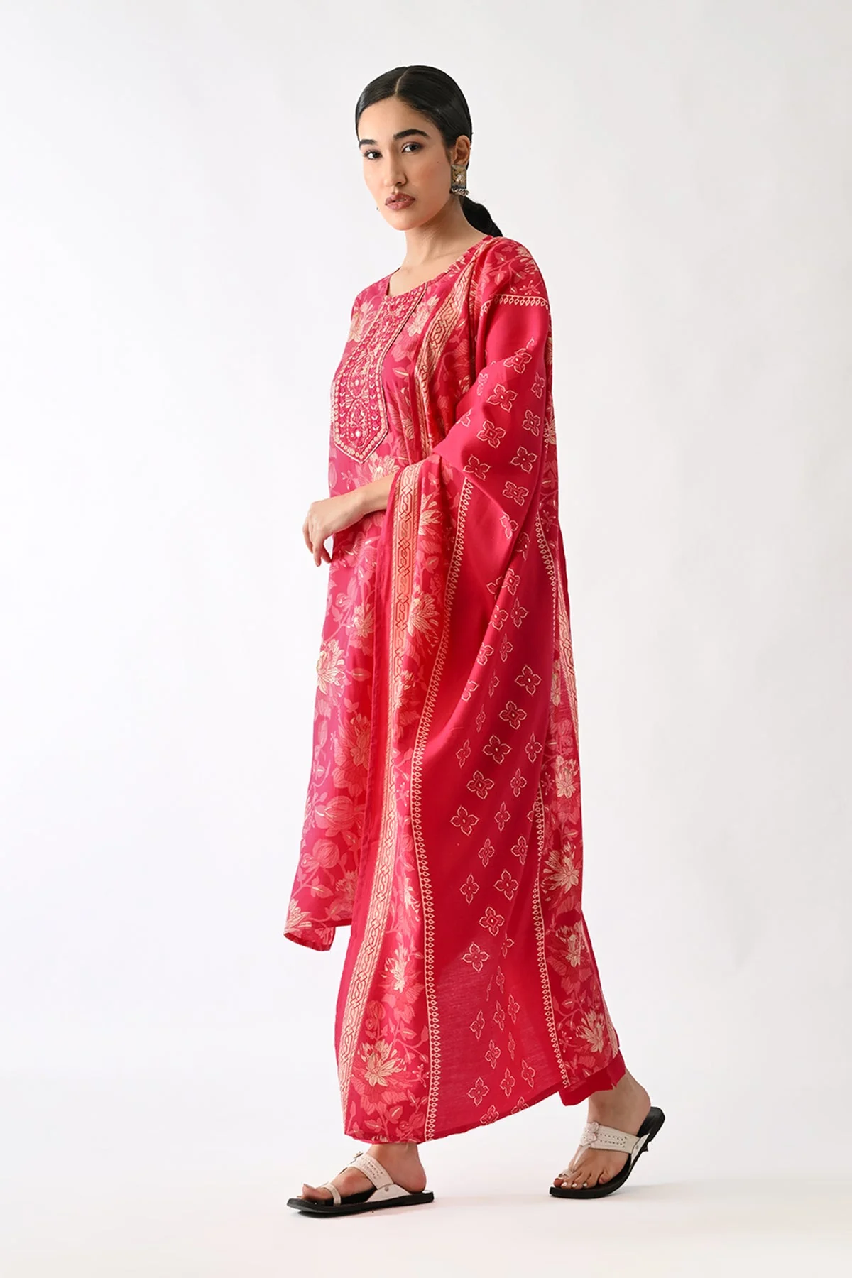 Pink Printed Kurta 3 Pcs Set - Image 4
