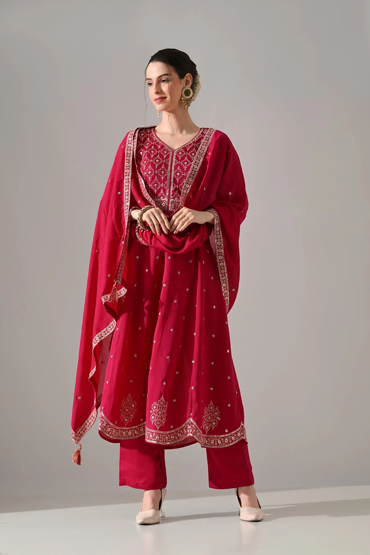Pink Zari Embroidered Kurta 3 Pcs Set - Image 3