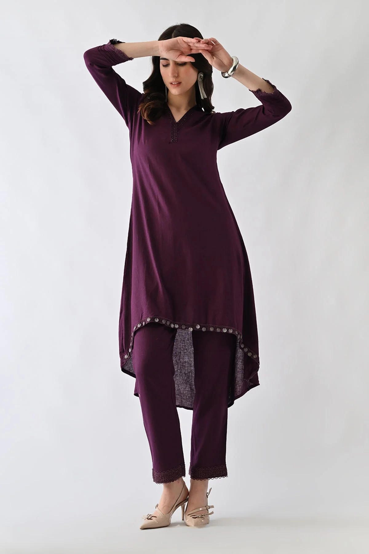 Purple Embellished V-Neck Kurta 2 Pcs Set - Image 7