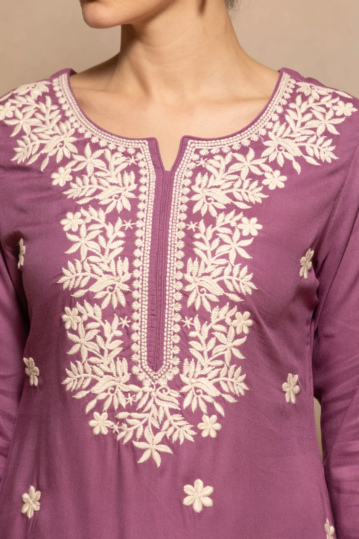 Purple Embroidered Kurta - Image 4